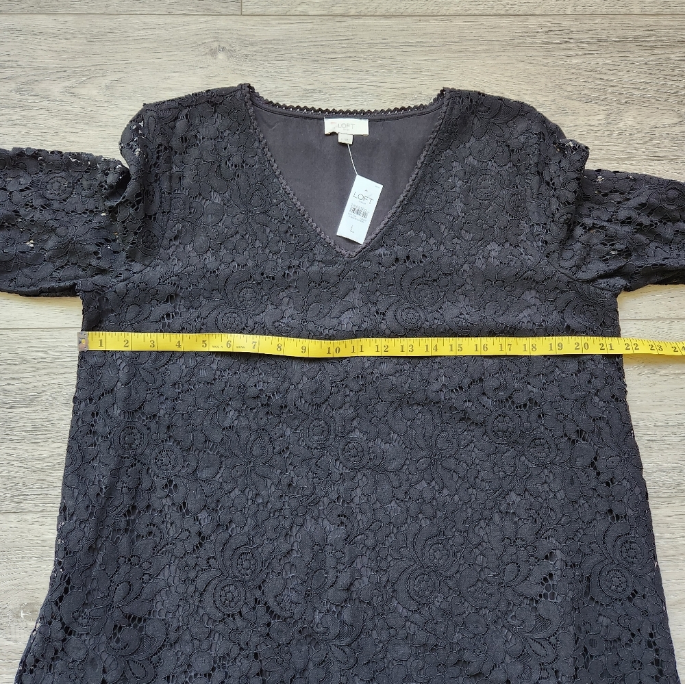 Loft Outlet Black Lace Top Womens Large Flare Sleeve V Neck Dressy Business - Picture 11 of 11